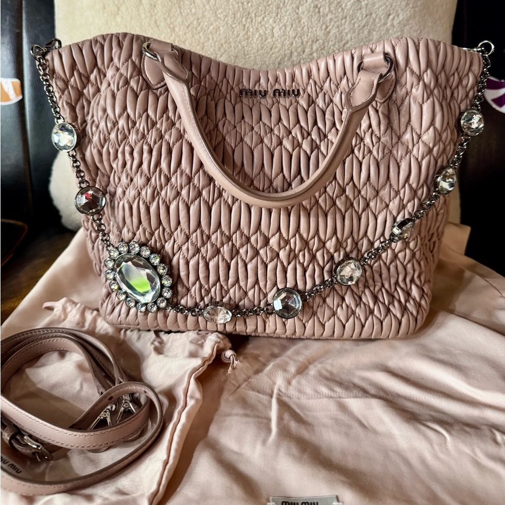 Miu Miu Matelasse  Napa Leather bag with Crystal charms/ pink - Picture 2 of 11